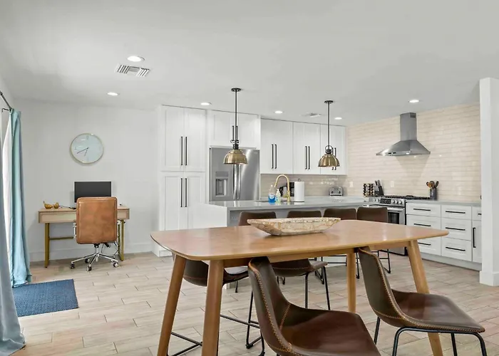 Serene Oasis Escape W/pool+spa Heart Of Holiday home Scottsdale