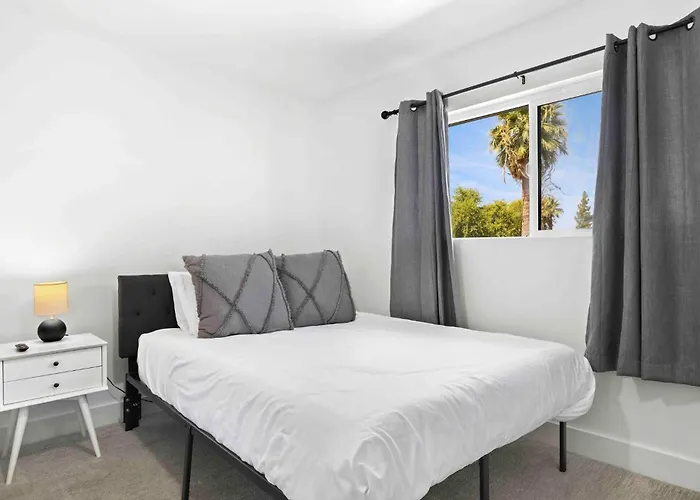 Holiday home Serene Oasis Escape W/pool+spa Heart Of Scottsdale